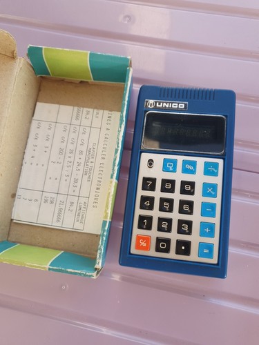 Ancienne calculatrice - ancienne,