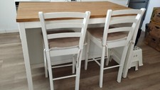 ilôt central de cuisine blanc et bois + 2 chaises 