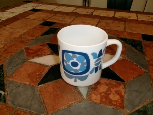 Mug ancien arcopal - ancien, seventies