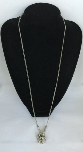 Longue chaine pendentif - longue, en