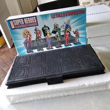 socle exposition Eaglemoss MARVEL SUPER HEROES 2006 - avec boite décor