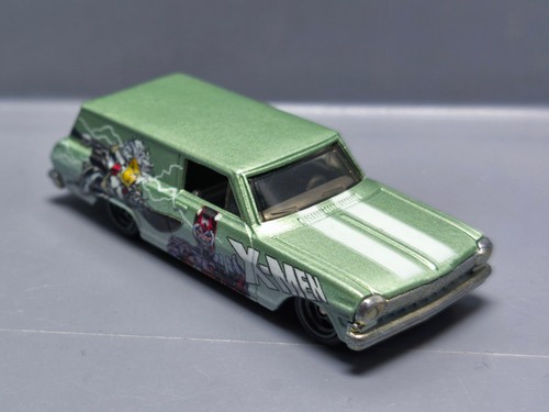 Hot wheels men chevy - hot,