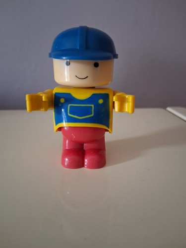 Figurine plastique pliable