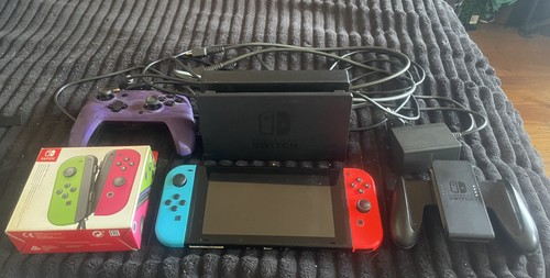 Nintendo switch console - 32, go