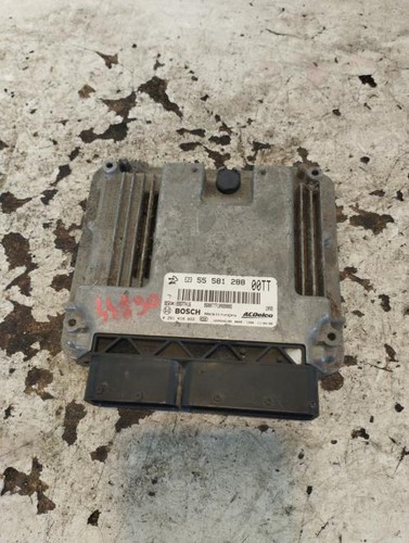 Calculateur moteur opel - calculateur,