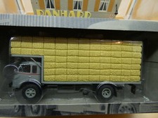 CAMION RENAULT FAINEANT 1955