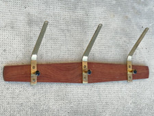 Ancienne patère design 50 60 laiton palissandre aubock ? Porte manteau rack coat