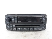 P05091610AB radio pour JEEP CHEROKEE II (KJ) 2.8D KW120 - 31C 2001 K2880-85933