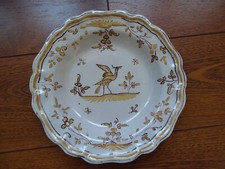 MOUSTIERS ANCIENNE ASSIETTE
