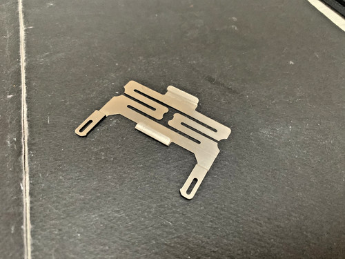 Plaque fixation pour signal - plaque, de