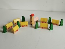 Petit village miniature en bois vintage artisanal