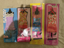 Barbie 4 tenues fashionista