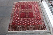 Tapis Oriental En Laine Rouge Traditionnel Fait Main D'Antiquité 143x118cm