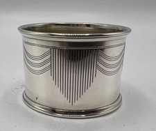 BEAU ROND DE SERVIETTE EN