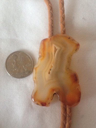 VINTAGE BOLO TIE WITH AGATE