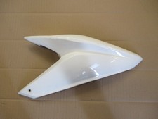 Flanc de carénage droit pour