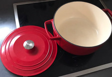 27cm CASSEROLE Cocotte KitchenAid en METAL FONTE avec couvercle COMME LE CREUSET