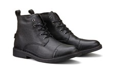 Chaussure Boots Neuf Marque LEVI'S Boots en cuir Track TAILLE 44 EUR