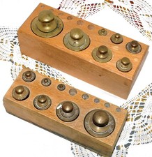 LOT 2 ANCIENNE SERIE ANCIEN POIDS LAITON ou BRONZE 10 GRAMMES à 1 KILO