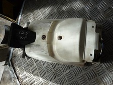 garde boue arriere boite a outils 125 xt 1984 yamaha