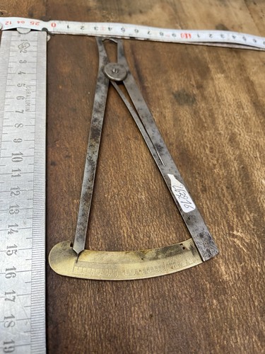 Outil ancien compas compass - outil,
