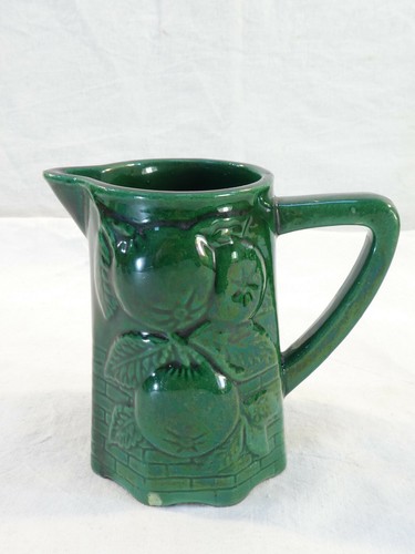 Ancien petit pichet barbotine - petit,