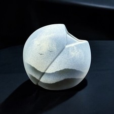 Vase lentille signé Virebent – design Yves Mohy – vol d’oiseaux – vintage 12 cm