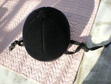 bombe (casque équitation de marque fouganza décatlon 52a 56cm