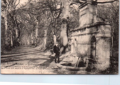 Nerac la fontaine du - -,