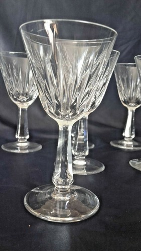 Verres sur pied - sur,
