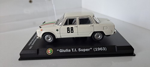 Alfa romeo giulia - alfa, super