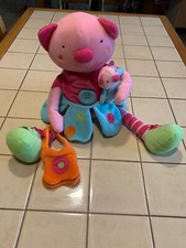 Peluche d'apprentissage Miss chat et Bébé - Bawi - Base de l'habillement