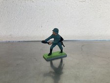 BRITAINS DEETAIL 1971 FIGURINE SOLDAT ALLEMAND PORTANT OBUS WW2
