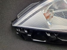 Optique avant principal droit