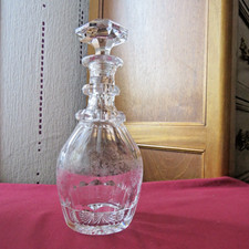 1 carafe a liqueur en cristal