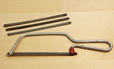 Mini scie à métaux Lame 130mm - Outil bricolage atelier