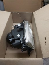 Phare CARELLO/ Droit /306 Peugeot et autres / Réf 6205.F5 Peugeot.