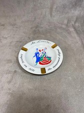 Cendrier Faïence Luneville KG, Au Louvre Toujours en tête du mouvement élégant