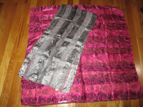 Lot tie rack - of,