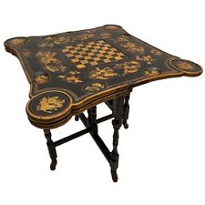 Etonnante table à jeux à système, laque de Chine noire et or, fin XIXe