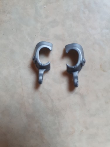 Paire eperons gris playmobil - 1,