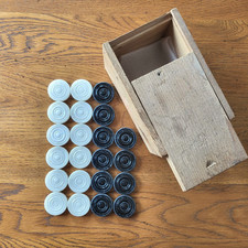 22 Pions en Bakélite pour