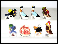 FÈVES  "LA RONDE DES PAINS, AVEC UNE FÈVE EN DOUBLE  " . V