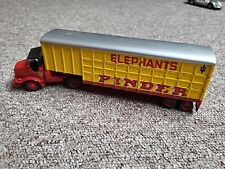 Camion Marmon Pinder Elephants