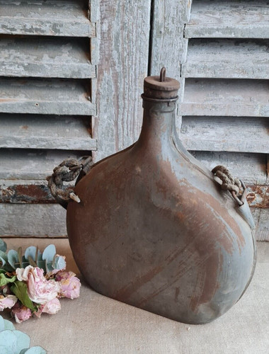 Ancienne gourde fer militariat - ancienne,