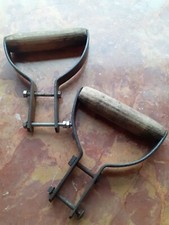 Paire De Poignées En Bois Et