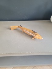 Poisson articulé en bois