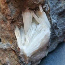 Minéraux : ARAGONITE Le