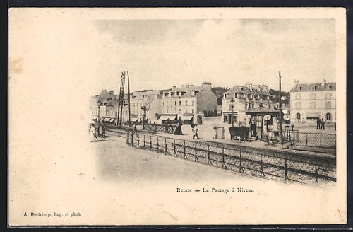 Cpa redon passage à - cpa, le