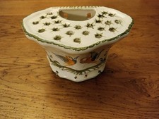 Ancien Pique Fleur En Céramique - Moustier